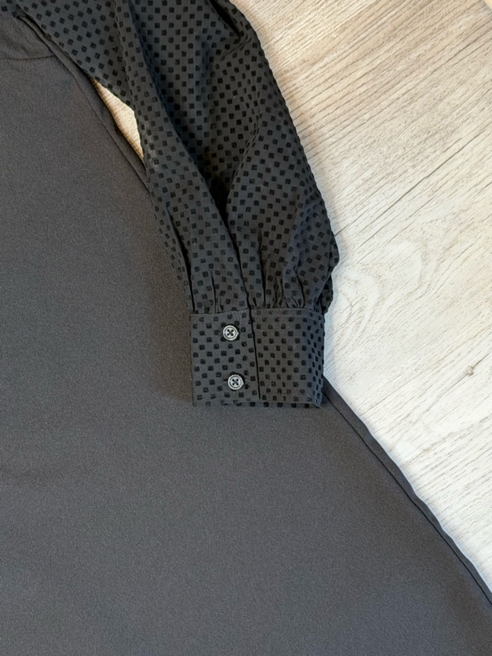 Banana Republic Black Balloon Sleeve Shift Dress Swiss Dot Mesh Yoke Size 14 NWT - Picture 3 of 12